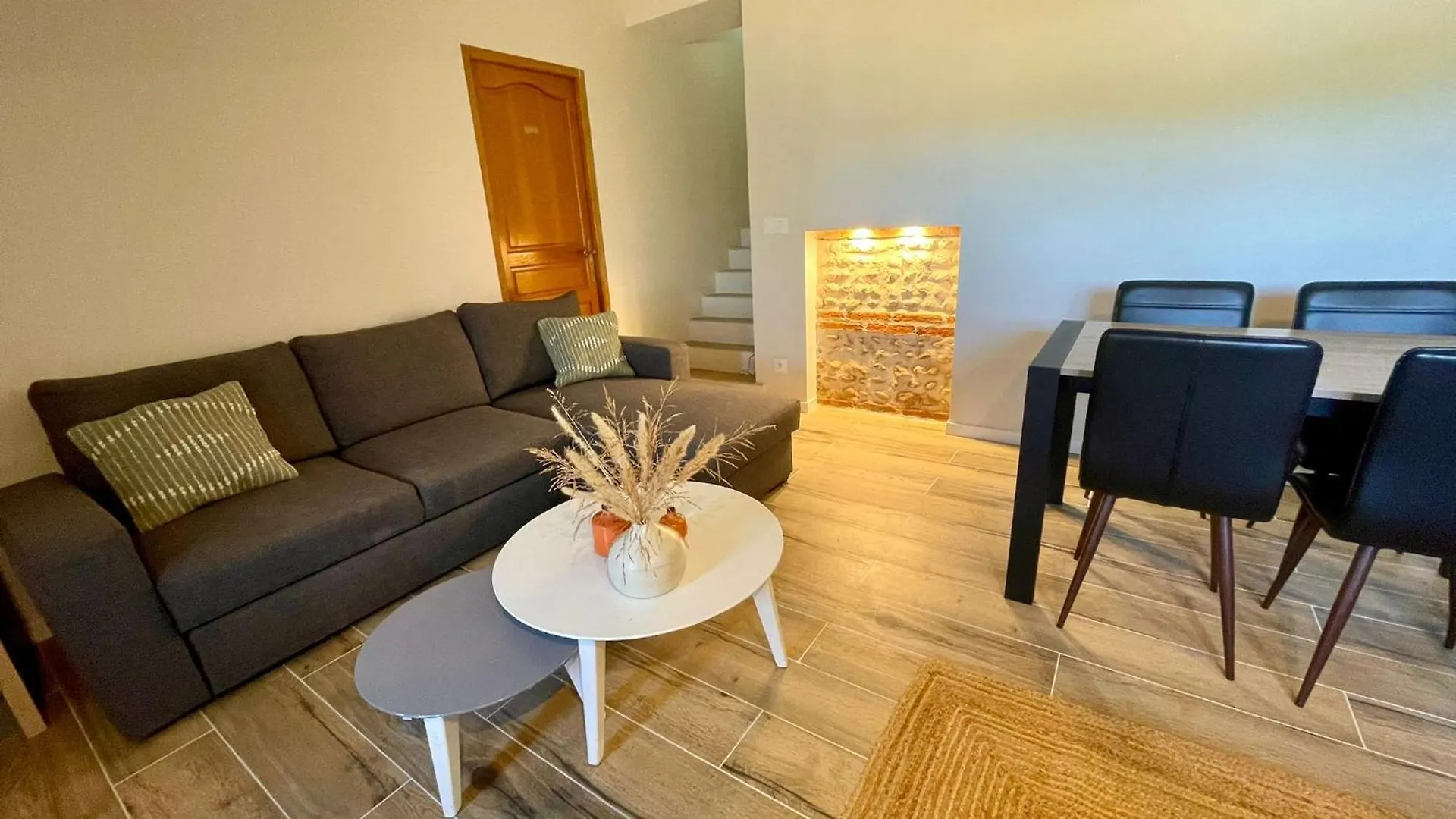 Le Gite De Cousal Esperce Holiday home